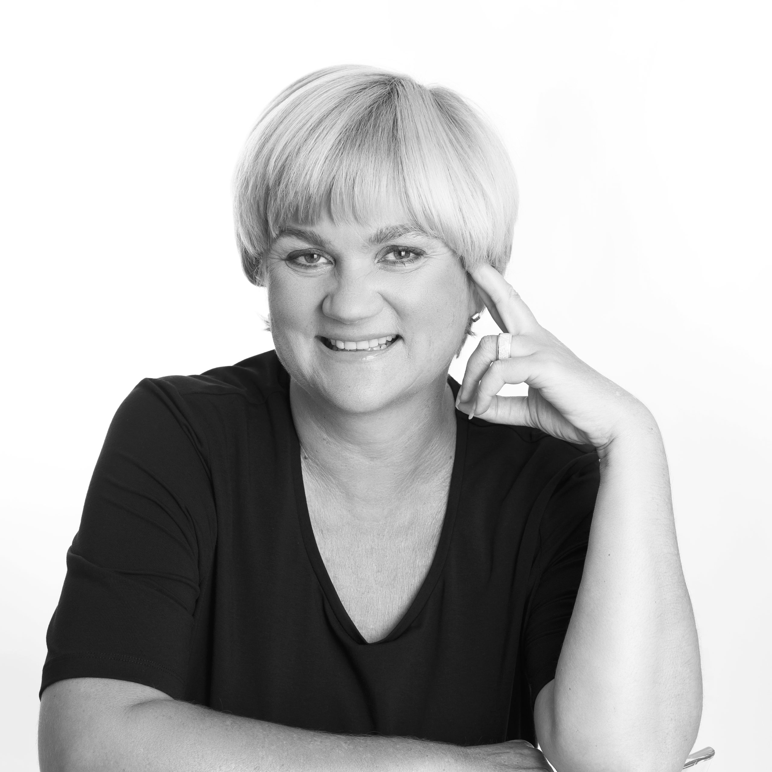 IMG_1987a_sw_Auss Dein LinkedIn Profil: Unternehmer Special Absprung | IMG 1987a sw Auss scaled